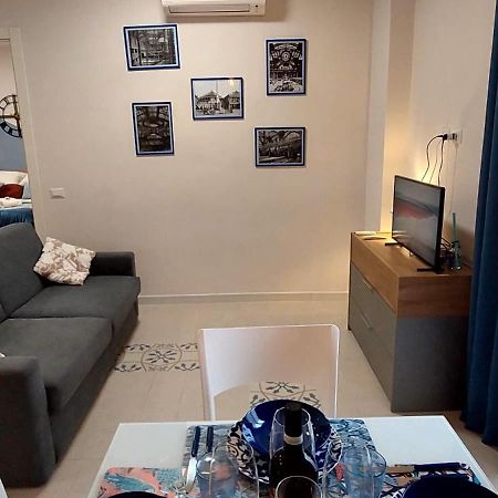 STAZIONE BLU NOVECENTO Apartment Rome Buitenkant foto